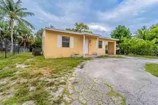 924 NW 11th Pl, Fort Lauderdale, FL 33311 - Photo 1
