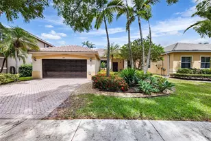 887 Nandina Dr, Weston, FL 33327 - Photo 1