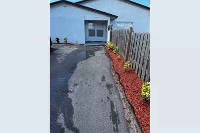 5793 S Rue Rd, West Palm Beach, FL 33415 - Photo 1