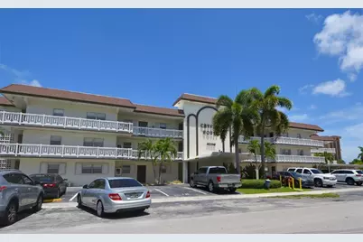 4200  Crystal Lake Dr, Unit #114, Deerfield Beach, FL 33064 - Photo 1