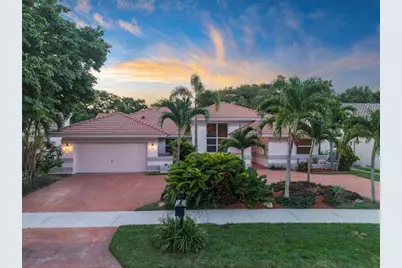 9101 N Southern Orchard Rd, Davie, FL 33328 - Photo 1