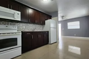 2221 NW 4th Ct, Pompano Beach, FL 33069 - Photo 1