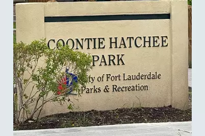 913 SW 15th Terrace #2, Fort Lauderdale, FL 33312 - Photo 1