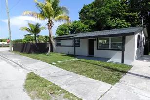 10 SW 5th Ct, Deerfield Beach, FL 33441 - Photo 1