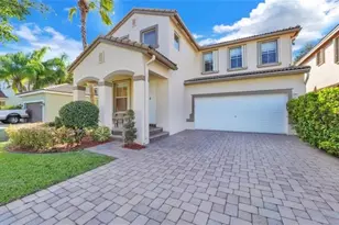 1270 W Magnolia Cir, Delray Beach, FL 33445 - Photo 1