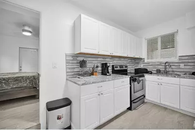 201 SE 23rd Street #4, Fort Lauderdale, FL 33316 - Photo 1