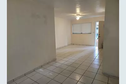 1560 NE 111th St, Unit #3, Miami, FL 33161 - Photo 1