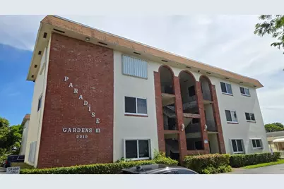 2210  Taylor St, Hollywood, FL 33020 - Photo 1