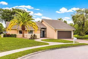 21344 Escondido Way, Boca Raton, FL 33433 - Photo 1