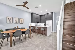 521 SW 147th Ave, Hollywood, FL 33027 - Photo 1