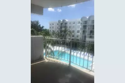 486 NW 165th St Rd, Unit #B406, Miami, FL 33169 - Photo 1