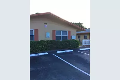 916 SW 15th Ter, Unit #D, Fort Lauderdale, FL 33312 - Photo 1