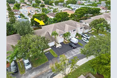 744 NW 42nd Place #744, Deerfield Beach, FL 33064 - Photo 1