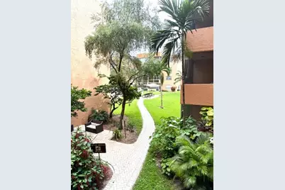 3050  Sunrise Lakes Dr, Unit #223, Sunrise, FL 33322 - Photo 1