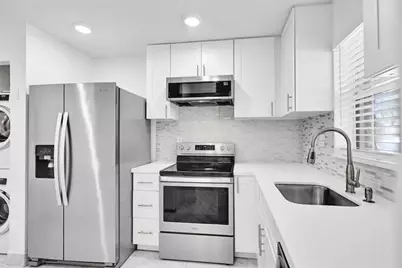 10303  Sunrise Lakes Blvd, Unit #107, Sunrise, FL 33322 - Photo 1