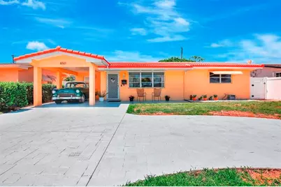 8501 NW 11th Ct, Pembroke Pines, FL 33024 - Photo 1