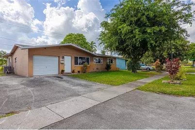 511 N 65th Avenue, Hollywood, FL 33024 - Photo 1