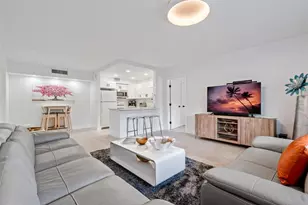 706 SE 2nd Ave, Deerfield Beach, FL 33441 - Photo 1