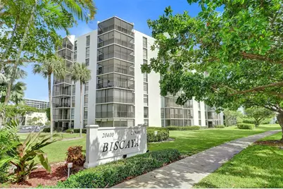 20400 W Country Club Drive #118, Aventura, FL 33180 - Photo 1