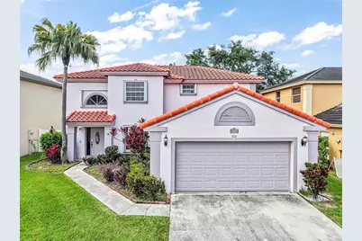 4743 NW 3rd St, Deerfield Beach, FL 33442 - Photo 1