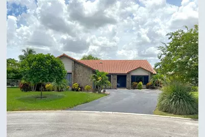 10836 NW 7th Street, Coral Springs, FL 33071 - Photo 1