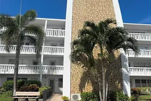 1051 Cambridge C, Deerfield Beach, FL 33442 - Photo 1