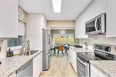 60 NW 45th Ct, Oakland Park, FL 33309 - Photo 1