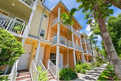 419 SW 13th Ter, Fort Lauderdale, FL 33312 - Photo 1