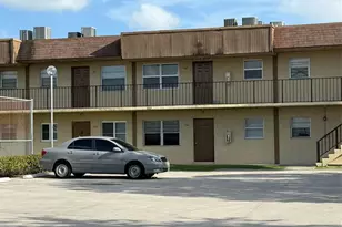 402 Lakeside Dr, Margate, FL 33063 - Photo 1