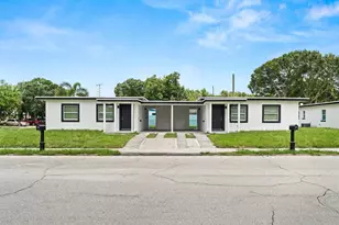 602 S 13th St, Fort Pierce, FL 34950 - Photo 1