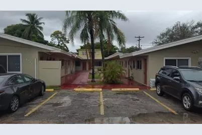 6046  Polk St, Unit #10, Hollywood, FL 33024 - Photo 1