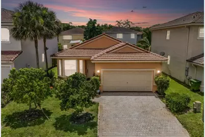 7752 NW 18th St, Pembroke Pines, FL 33024 - Photo 1