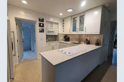 609 NE 14th Place, Fort Lauderdale, FL 33304 - Photo 1