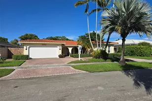 3661 N 52nd Ave, Hollywood, FL 33021 - Photo 1