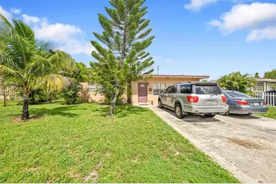 470  Arizona Ave, Fort Lauderdale, FL 33312 - Photo 1