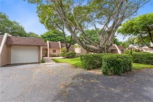 3753 Oaks Clubhouse Dr, Pompano Beach, FL 33069 - Photo 1