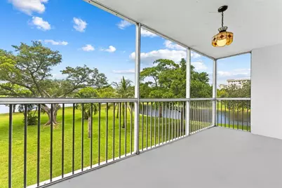 3010 N Course Dr, Unit #306, Pompano Beach, FL 33069 - Photo 1