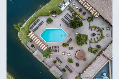 9480  Sunrise Lakes Blvd, Unit #111, Sunrise, FL 33322 - Photo 1