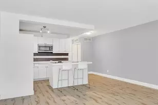 2455 NE 51st St Unit #203 E, Fort Lauderdale, FL 33308 - Photo 1