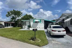 8721 SW 22nd St, Davie, FL 33324 - Photo 1