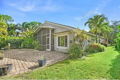 7151 SE Twin Oaks Cir, Stuart, FL 34997 - Photo 1