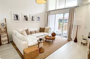 11486 NW 80th St, Doral, FL 33178 - Photo 1