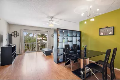 424 N Riverside Dr, Unit #204, Pompano Beach, FL 33062 - Photo 1