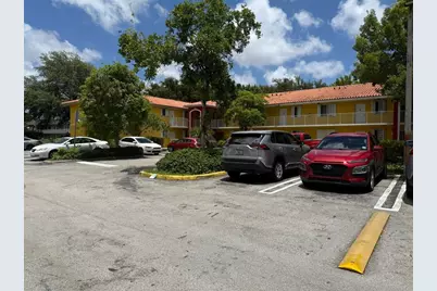 201 NW 177th Street #211, Miami, FL 33169 - Photo 1