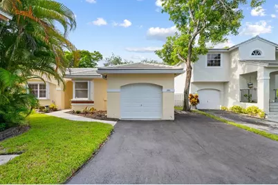 9953 NW 9th Ct, Plantation, FL 33324 - Photo 1