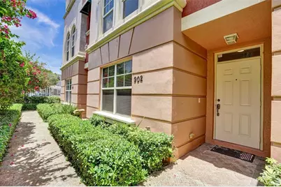 1033 NE 17th Way #902, Fort Lauderdale, FL 33304 - Photo 1