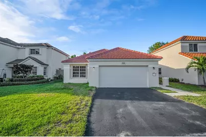 9157 Magnolia Court, Davie, FL 33328 - Photo 1