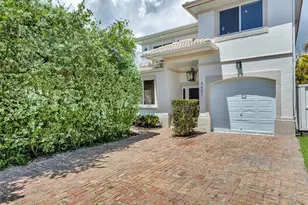 4601 Bougainvilla Dr, Lauderdale by the Sea, FL 33308 - Photo 1