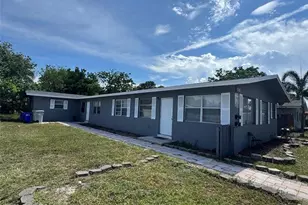 710 NE 25th St, Pompano Beach, FL 33064 - Photo 1