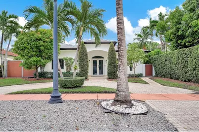 1210  Biarritz Dr, Miami Beach, FL 33141 - Photo 1